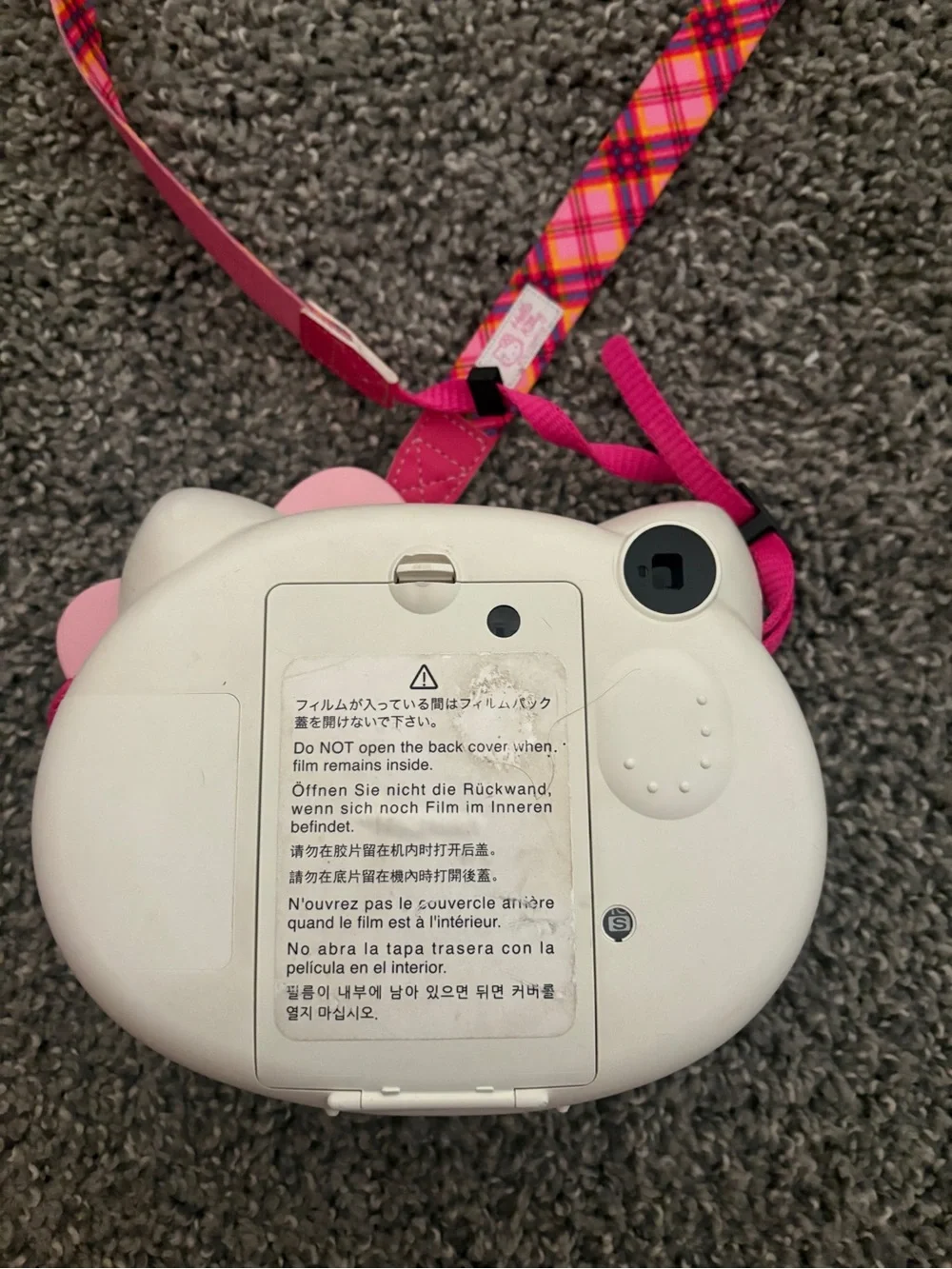Fujifilm Instax Mini Hello Kitty Camera in Pink and White
